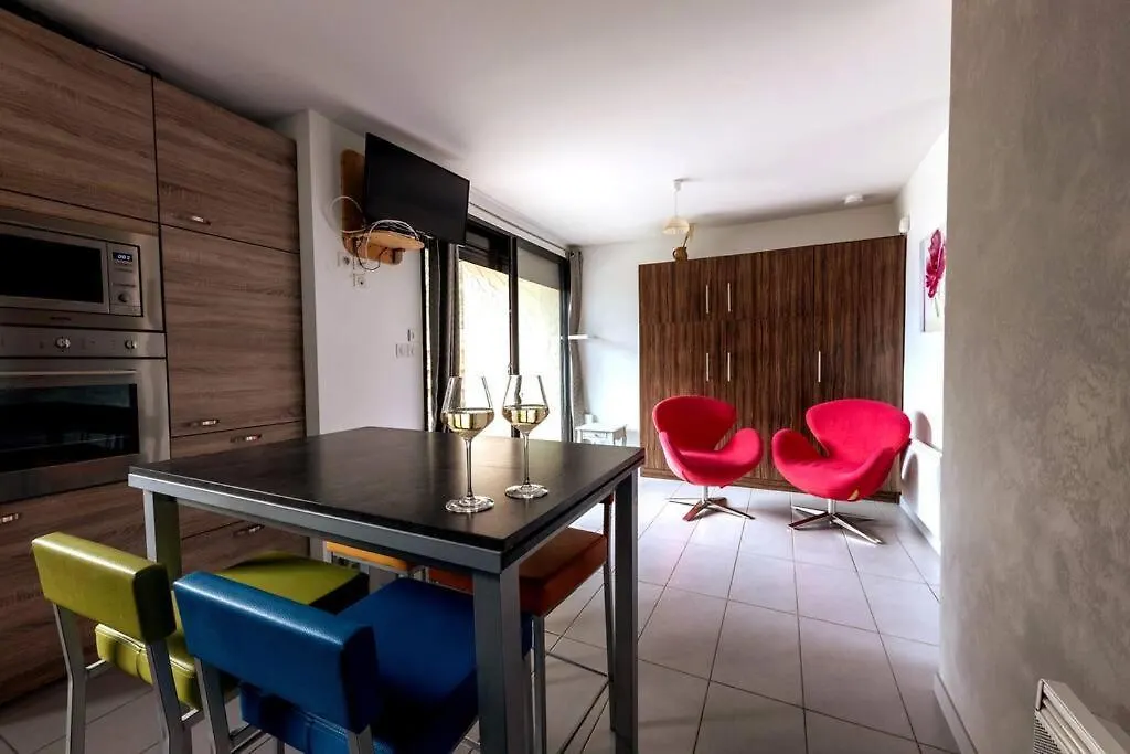 Pavillon Douillet Avec Vue Sur Lac Apartment Chorges