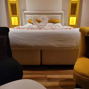 spa-celyna-appartement-avec-jacuzzi-privatif.hotels-rhonealpes.com/